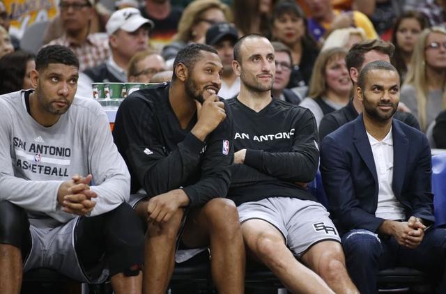 西装暴徒伦纳德受伤缺阵8场！快船总裁曝：没外界想的那么简单（伦纳德因伤连缺8场，快船总裁：情况没外界想得那么简单）