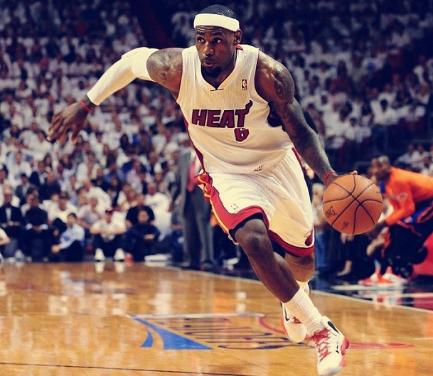 国脚助攻连续两轮进球，状态火热（国脚连续两轮又进球又送助攻，状态火热）