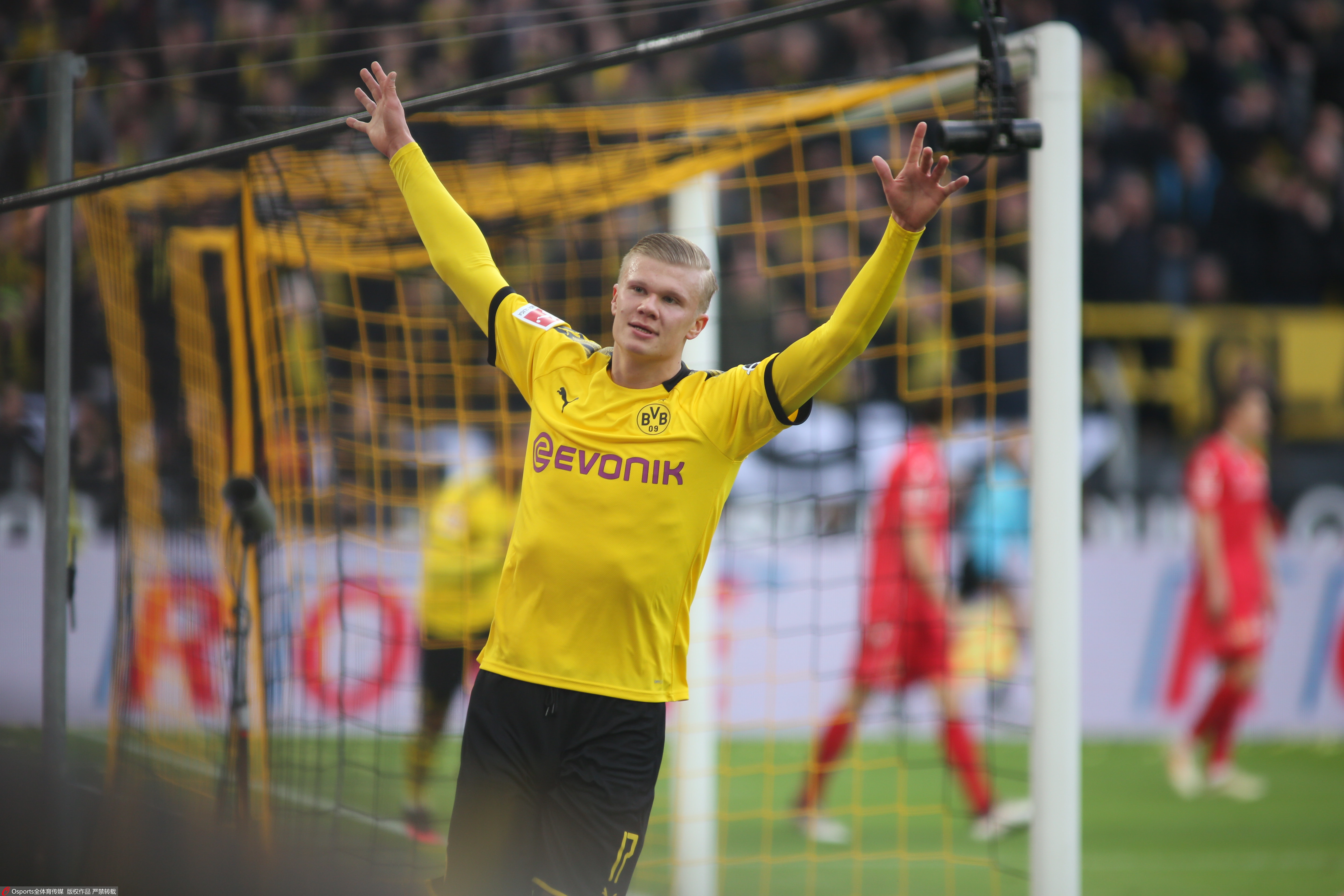 美记：开拓者&快船&雄鹿等5队是德罗赞的潜在下家（美媒：德罗赞潜在下家包括开拓者、快船、雄鹿在内的五支球队）