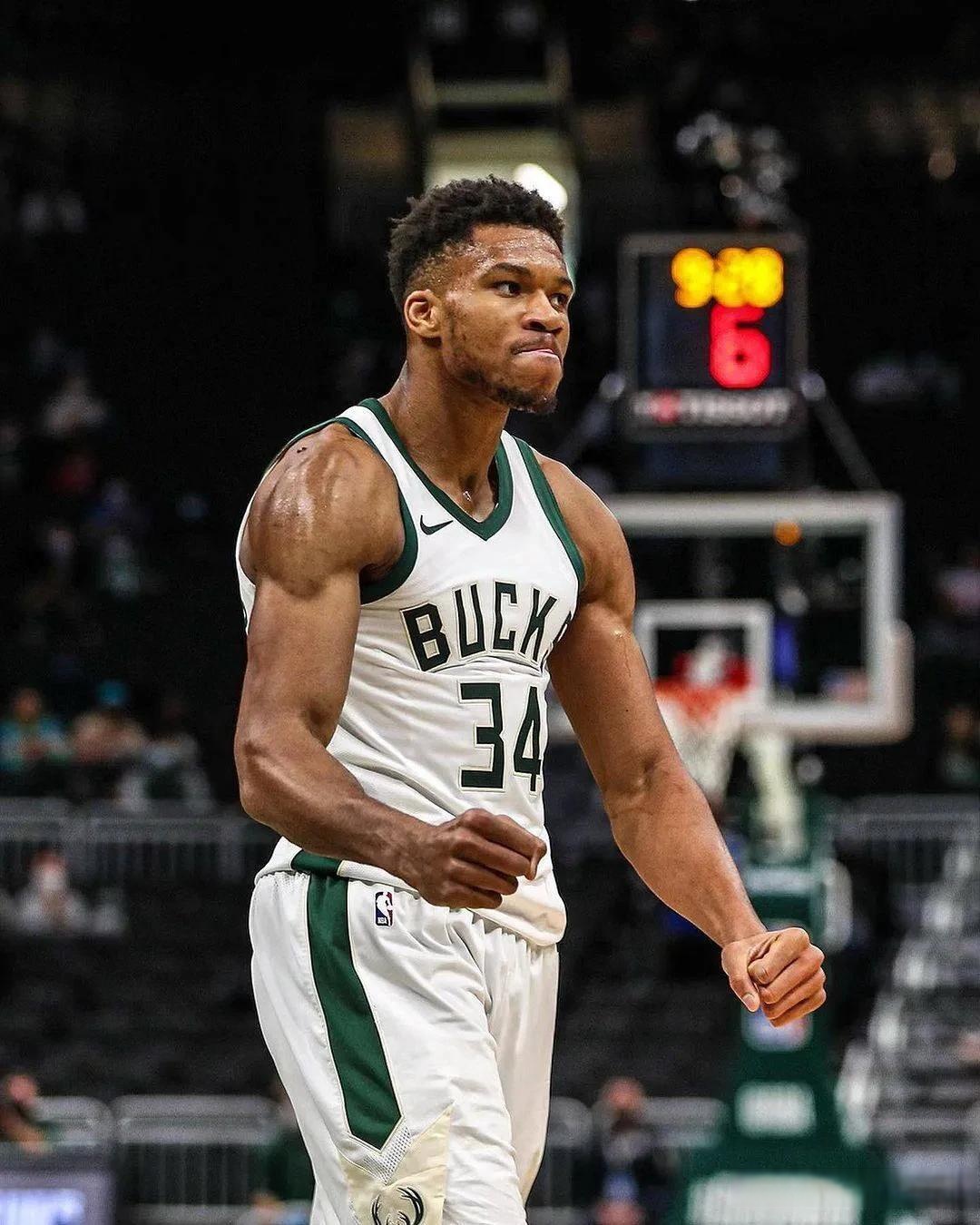 利物浦欧冠小组／联赛阶段主场13连胜，近25场只输1场（欧冠小组与联赛主场13连胜，利物浦近25战仅负一场）