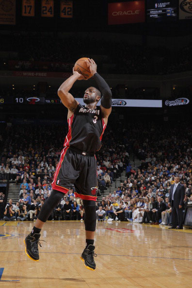 每体：拉菲尼亚今日参加了巴萨部分合练，佩德里仍缺席（每体：拉菲尼亚今日部分随队合练，佩德里继续缺席）