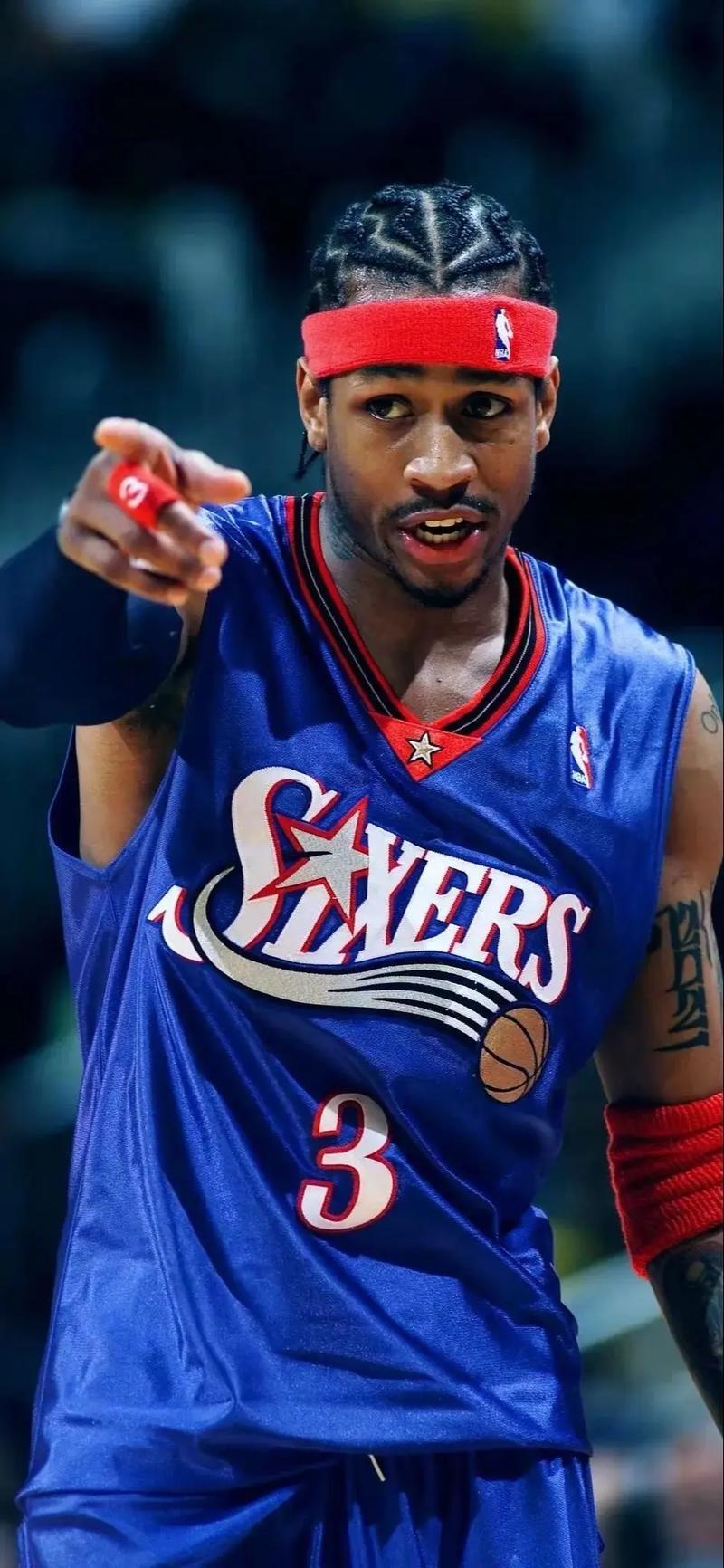 年轻中卫的成长速度吓人（年轻中卫的进步速度惊人）