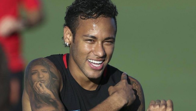 意媒：卡洛斯-奥古斯托接近与国米续约至2030年，年薪300万欧（意媒：卡洛斯-奥古斯托即将与国米续约至2030，年薪为300万欧元）