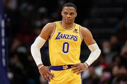 NBA战报：浓眉29分8板，KD27分，独行侠122-109火箭（NBA快讯：浓眉29分8板、KD27分，独行侠122-109力克火箭）