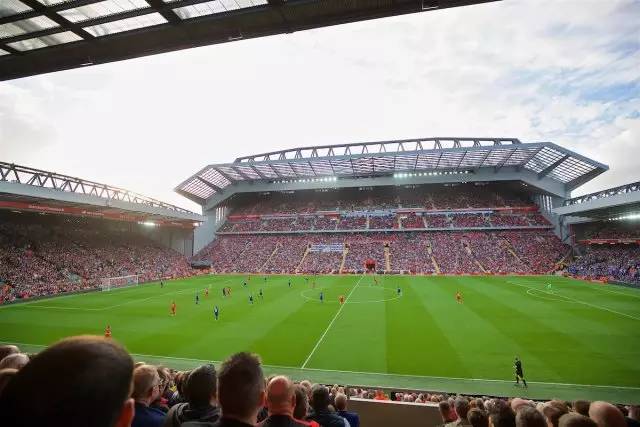 德甲前瞻：拜仁终结连胜后盼回正轨，弗赖堡近13战仅输1场（德甲前瞻：拜仁连胜止步力求反弹，弗赖堡近13战仅负一场）