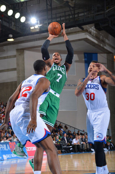 库里刷爆纪录轰38分+9记三分，格兰特8中0躺赢，开拓者双杀勇士（库里38分9记三分难救主，格兰特8投0中仍躺赢，开拓者双杀勇士）